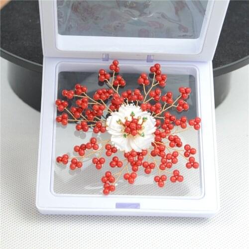 White Shell Flower Red Coral Beads Pin Brooch For Women Gift Wedding Party Luxury Jewelry Copper Wire Cluster Accessories Trendy
