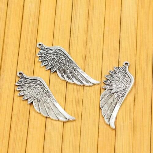 Che Daxia Vintage Pendants