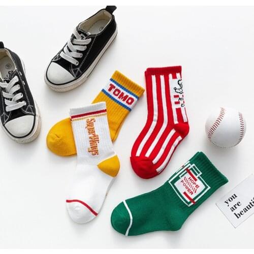 4 Pair/lot Soft Cotton Boys Girls Socks Cute Streetwear Hip Hop Cartoon Pattern Kids Socks for Baby Boy Girl Suitable for 2-10Y