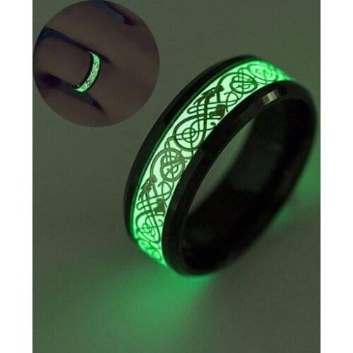 Hot Men Women Dragon Ring Noctilucent Euramerican Popular Green Glow In The Dark Stainless Steel Luminous Rings Free Stuff