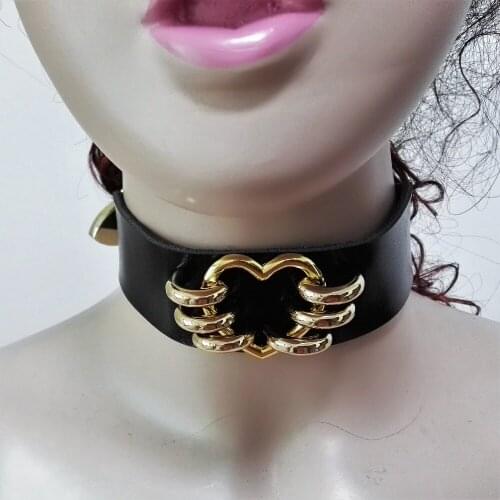 Harajuku Hold your heart 100%Handmade Sexy Black Sweet heart Collar Punk Rock Gothic Choker Necklace belt torques-Golden color