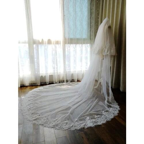 Elegant New Bridal Veils Two Layers White Ivory Cathedral Length Lace Appliqued Edge Bridal Wedding Veil Custom Made Free Comb