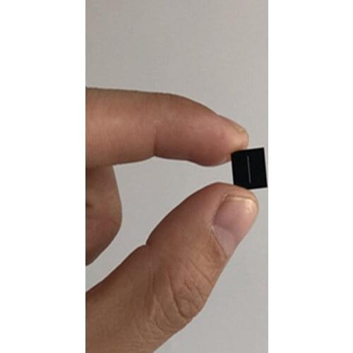 Stainless steel microporous (blackened) transparent circular Microporous diameter of 50 microns and external dimension of 3*3mm