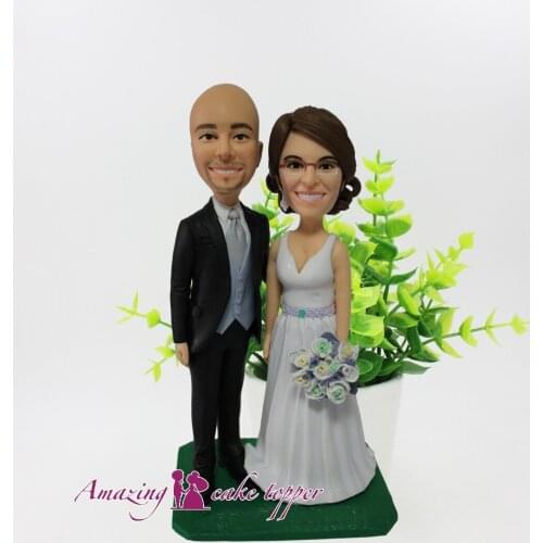 2019 AMAZING CAKE TOPPER Elegant dress, charming smile Toys Custom Polymer Clay Figure From Pictures