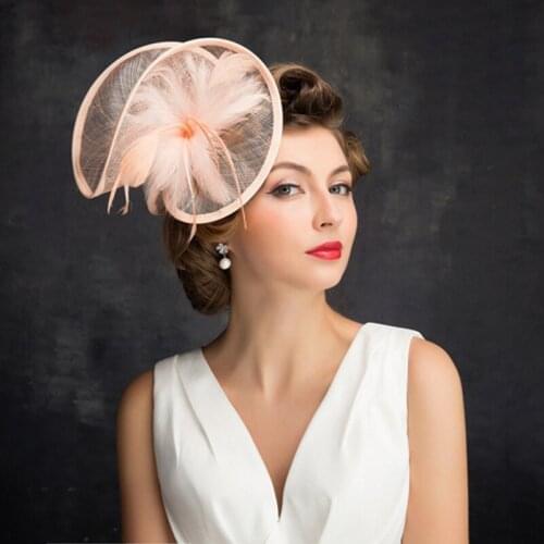 Female Feather Top Hat Yarn Monochrome Headdress Photography Prop High Fashion England Style Headwear Chapka