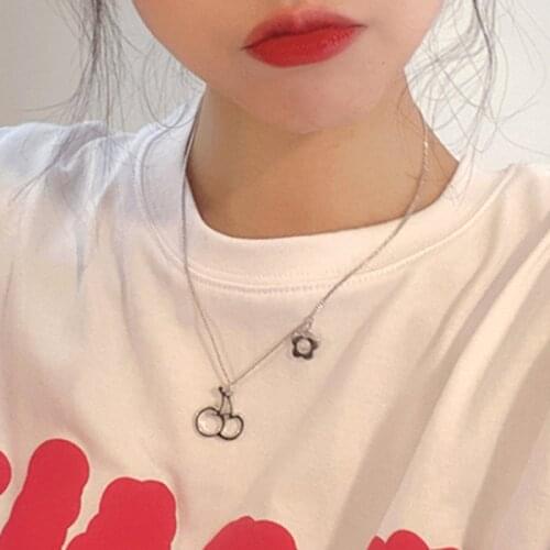 U-Magical Temperament Asymmetry Cherry Flower Pendant Necklace for Women Hiphop Silver Color Metal Hollow Chain Necklace Jewelry