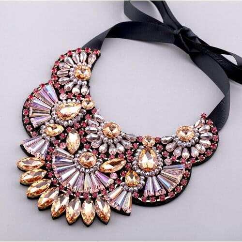 Unique Design Variety Shapes Crystal Stones Beaded Necklace Pendant Jewelry Crystals Chunky Statement Trendy Necklaces Chokers