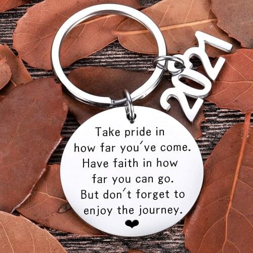 Graduation Gifts For Class of 2021 Seniors Students Keychain Graduation College Medical High School Gifts for Graduates DIY