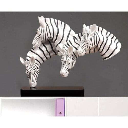 Creative Modern Horse Statue Ornaments Home Furnishing Jewelry Crafts Decoration Study The Living Room TV Cabinet Put Decoration