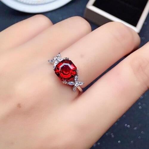 New Fashion Sterling Silver Garnet Ring 8mm 2ct VVS Grade Natural Garnet Silver Ring Solid 925 Silver Garnet Jewelry