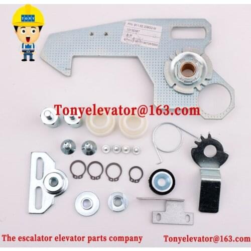 Elevator door lock hook 911.02.209G1-M 10130359