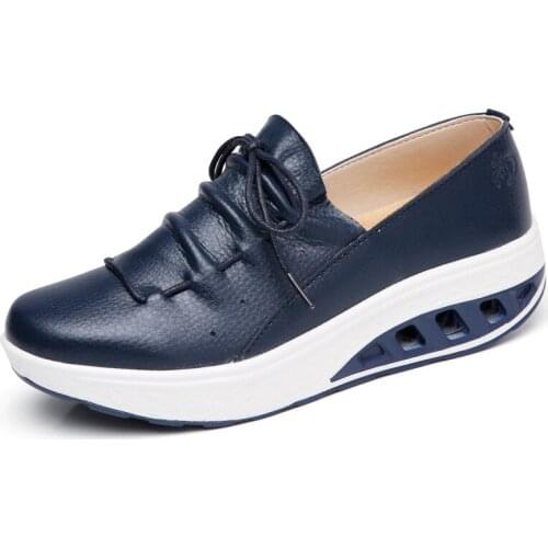 Spring and Autumn New Womens Shoes Leather Surface Breathable Fashion Womens Rocking Shoes Casual Sports Shoes Large Size