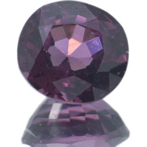 1,37 ct Spinel Oval Cut