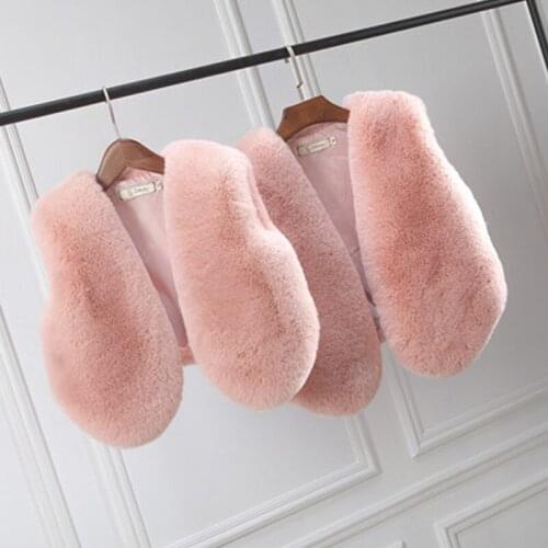 Ms.Qiman Travel Vests