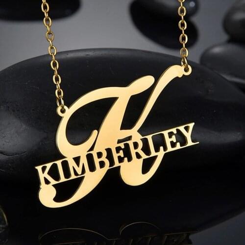 HIYONG Unique Style Personalized Name Necklace Big First Letters Pendant Necklace Custom Nameplate Necklaces Customized Jewelry