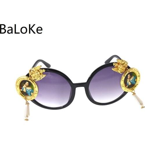 Fashion Baroque Women Girls Metal Flower Sunglasses Retro Luxury Crystal Sun Glasses For Ladies Outdoor Beach Sunglasses