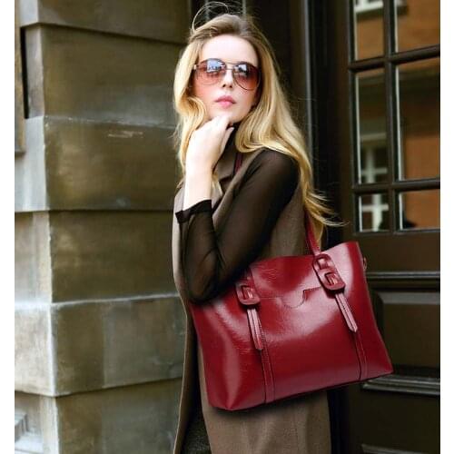 One shoulder womens bag European and American fashion oil wax leather can be shoulder simple and portable simple ladies bag sh1