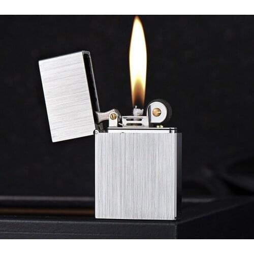 Zorro New High Quality Brass Loud Grinding Wheel Kerosene Lighter Creative Personality Mens Smoking Accessories Tool