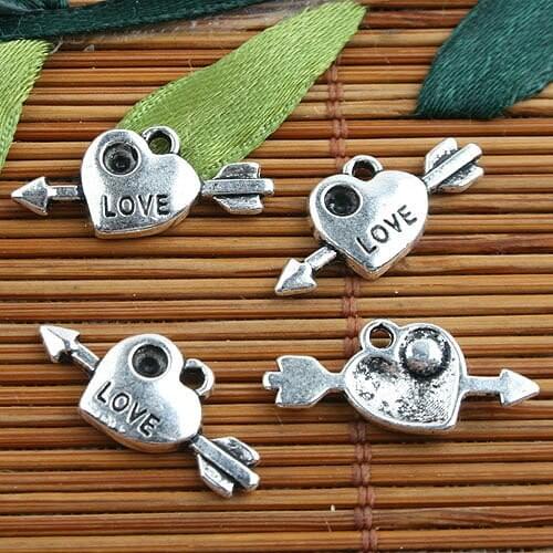 Alloy metal Tibetan Silver color heart love charms 50pcs EF0090