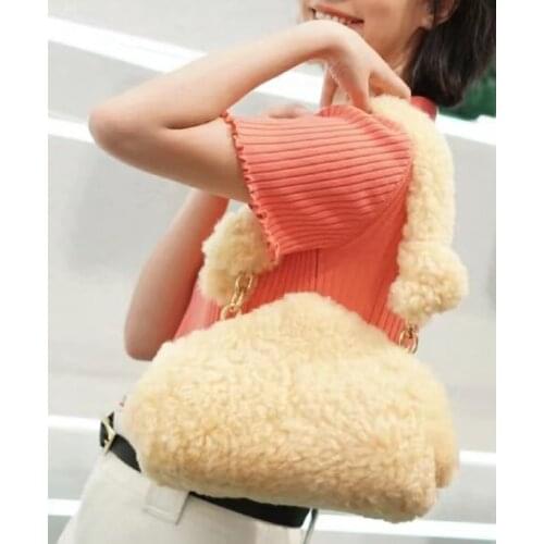 Designer Lady Handbags Luxury Faux Fur Hand Bags Female Big Tote Purses Winter 2022 Fashion Plush Clip Shell Women Shoulder Bags