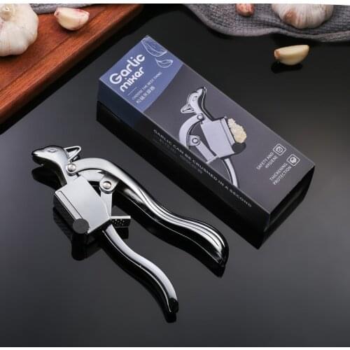 Creative Squirrel Garlic Press Hand Garlic Masher Zinc Alloy Garlic Clip Stainless Steel Manual Garlic Masher Kitchen Tools