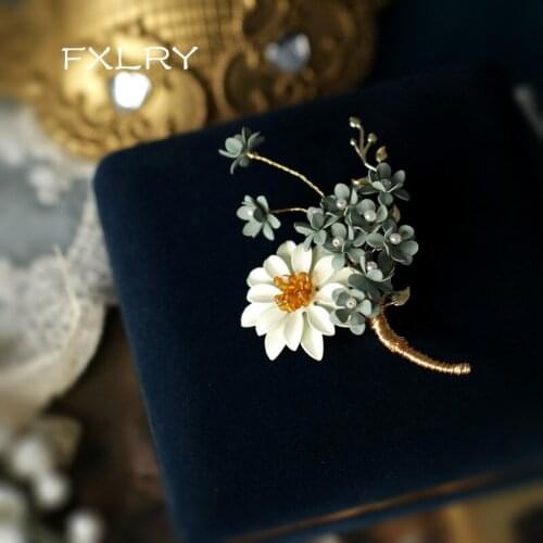 FXLRY Original Handmade Exquisite Small Daisy Flower Brooch For Women Sweater Coat Pin