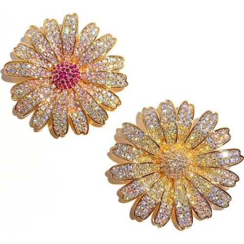 2021 New Korean Daisy Flower Brooch Female Luxury Yellow Pink Zircon Chrysanthemum Women Brooches Pins Wedding Jewelry Broche