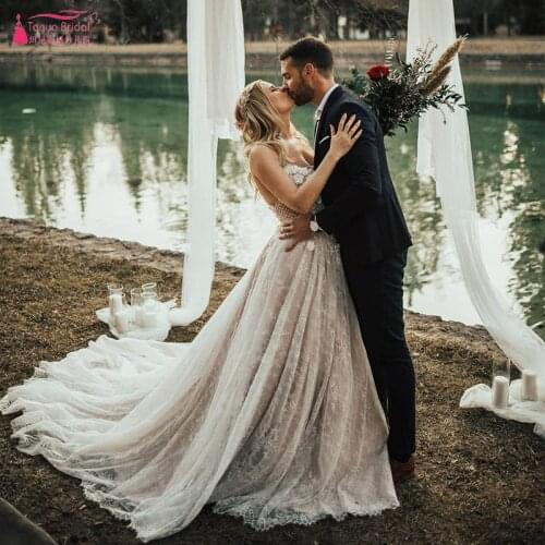 A Line Lace Wedding Dresses Sweetheart Blush Champagne Sweep Trian Elegant Bridal Gowns Country Dreamy Noivas ZW197