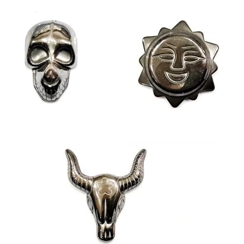 Natural Tera Hertz Stone Skull Pendant Hand Carved Scraper Specular Sheep Head Necklace Healing Crystal Stone Charm Jewelry Gift