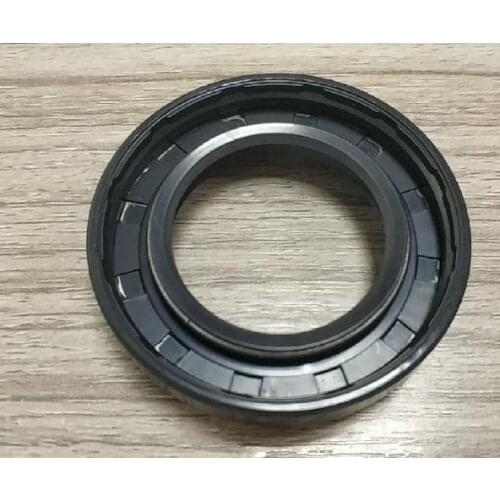 Half Shaft Oil Seal For Ford Fiesta MK7 2009-2012 AT
