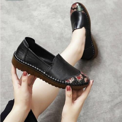 Tilocow Autumn Womens Loafers Genuine Leather Flat Shoes For Women Casual Flats Ladies Sewing Soft Bottom Retro Shoes Footwear