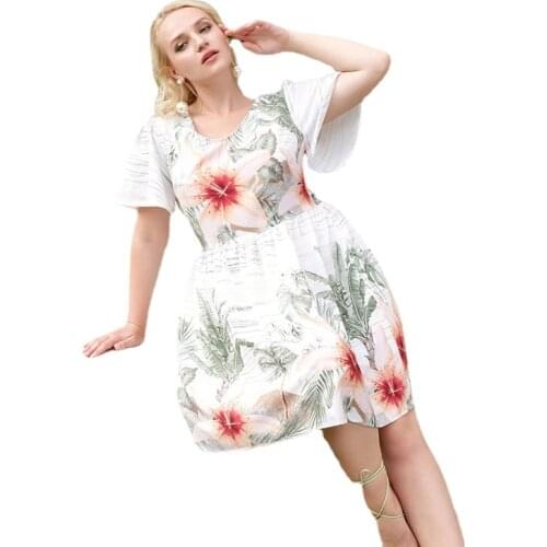 2021 New Large Size Printed Dress Womens Fresh and Sweet Loose Waist Short-sleeved Dress plus size