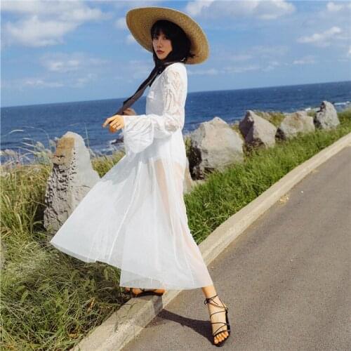 Summer Luxury Lace Mesh Super Maxi Long White Flare Sleeve Dress Women Sexy Long Sleeve Girls V Neck Beach Slim Runway Dresses