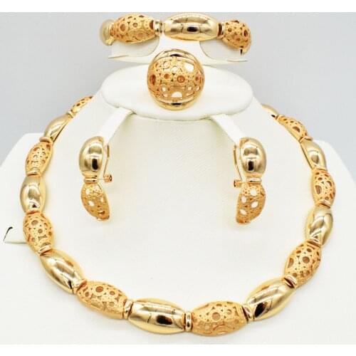 The new wholesale fashion jewellery set is brighter dubai gold jewellery for womens anniversary parties and birthday trips