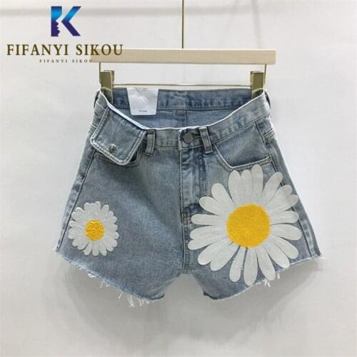 Flower Embroidery Denim Shorts Women Fashion Pocket High waist Jeans Shorts Female 2020 Summer Loose Wide leg Short Pants Jeans