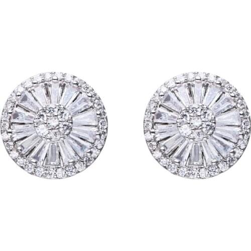 Bettyue For Women Classical Circular Appearance Radial Arrangement Cubic Zircon White Elegant Stud Earring New Fashion Trend