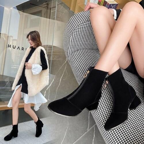 2020 autumn and winter new womens comfortable shallow mouth pointed boots womens zipper simple sweet wild boots 33-43