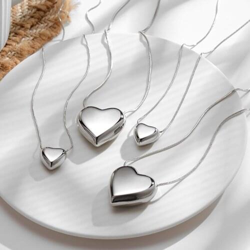 Stainless Steel Minimalism Big Small Size Heart Women Lovers Pendant Necklace with Snake Chain