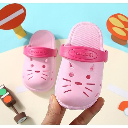 2020 New Style Summer Children Porous Shoes Cartoon Girls Anti-slip Beach Soft-Sole Home Shoes Boy Girl Slipper Wholesale