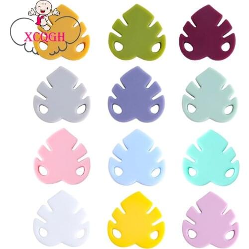 XCQGH 10PCS Leaf Shaped Teether Beads DIY Pacifier Clips Beads Necklace Baby Teether Loose Bead