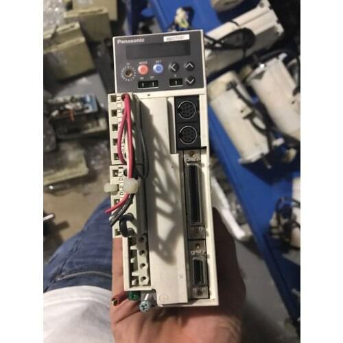 MADDT1507 servo driver , used in good condition . 80% appearance new , good working , free shipping