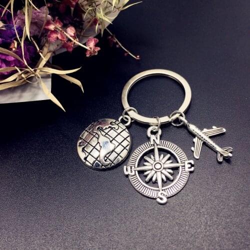 2021 Popular Earth Compass Airplane Flight Attendant Keychain Travel Souvenir Backpack Pendant