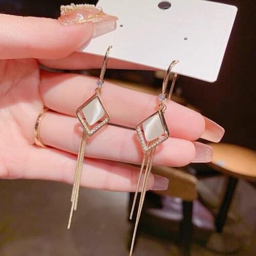 Origin Summer Korean Fashion Opals Rhombus Geometrical Dangle Earring for Women Rhinestone Long Tassel Metallic Earring Jewelry