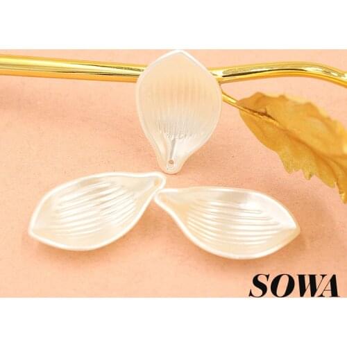 Wholesale Size 35*21mm Ivory Color Imitation Pearls Leaf ABS Resin Effect 3D Maple Designed For Jewelry DIY (50pcs/lot)