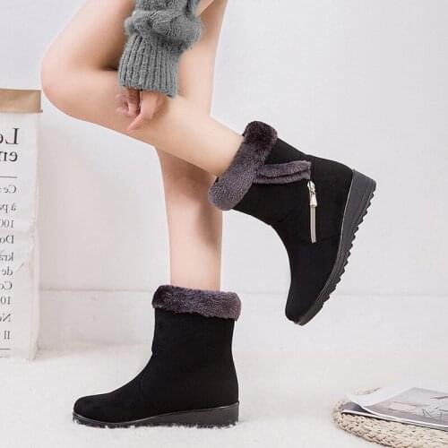 Plus Size 35-43 2019 Winter New Snow Boots Female Tube Thick Plush Waterproof Cotton Boots Side Zipper Women Boots Platform 2020