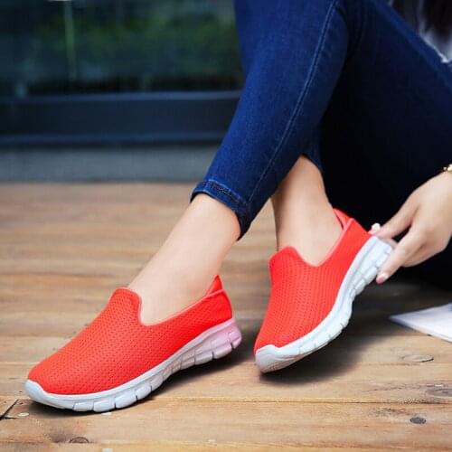 Womens Summer Casual Shoes Elastic Mesh Surface Hollow Breathable Shallow Mouth Soft Sole Casual Shoes Big Size Mom Shoes 35-42