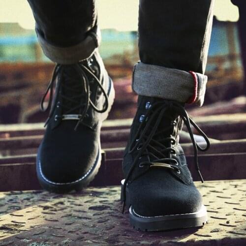 Wolf Who Men's Waterproof Sneakers