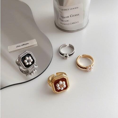 FFLACELL 2021 New Korean Exquisite French Vintage Red Black Glaze Geometric Square Pearl Flower Zircon Rings for Women Jewelry