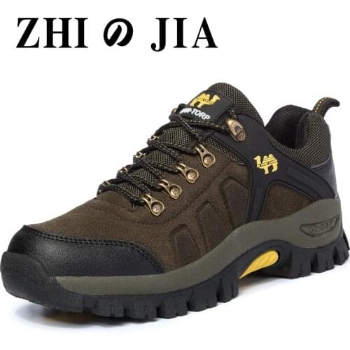 ZHIのJIA Footwear