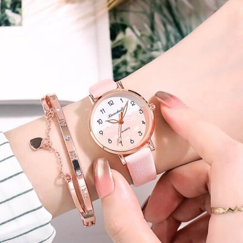 2021 Dropshipping Best Selling Wacthes For Girls Ladies Fashion Moonlight Students Wristwatch Reloj Nice Gifts Female Clcok
